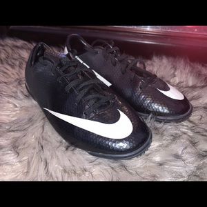 Youth Nike Indoor Shoes